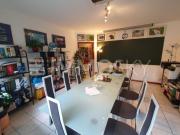 Elegantes und einladendes Büro für Studios und Fachleute