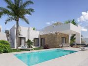 Elegantes Viviendas Unifamiliares con Piscina en Polop