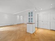 Elegantes Wohnen in historischer Villenetage