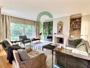 Eleganz, Charakter und schöne Fassade im Herzen von Pully