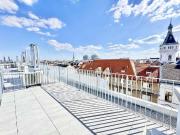 Eleganz trifft Lage – Neubau Dachgeschosswohnung in Toplage