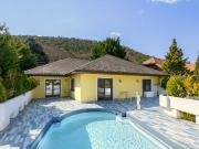 Eleganz, Weitblick, Privatsphäre – Exklusive Villa in...