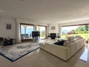 Eleganza e privacy a pochi minuti da Lugano Villa con...