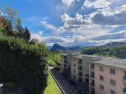 Eleganza e tranquillità: appartamento 3.5 locali immerso...