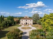 Eleganza toscana senza tempo: Villa Leopoldina del Xviii...