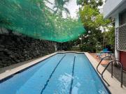 Elevated 3 Storey House with View – Blue Ridge A, Quezon...