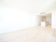 Elevated Beachside Luxury on Mermaid Beach