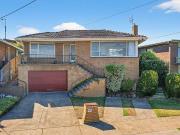 Elevated Brick Home with great ocean & River views