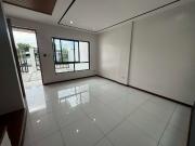 Elevated Living: Brand New 160 sqm Townhouse with...