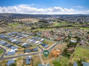 ELEVATED POSITION PANORAMIC VIEWS WITH HOUSE PLANS