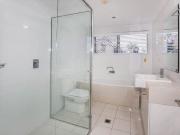 Elevated Townsville Apartment with Views, Parking &...