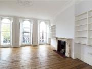 Elgin Crescent, London W11, 1 bed flat to rent, £3,900...