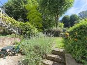 Elgin Crescent, London W11, 2 bed flat to rent, £3,445...