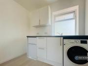 Ellisson Road, London, 1 Bedroom House