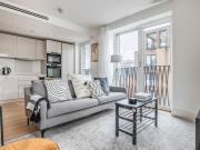 Elliston Apartments, Glade Path