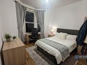 Elm Grove, London, 2 Bedroom Flat