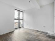 Elm Grove, London SW19 2 bed flat to rent £2,500 pcm £577 pw