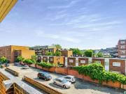 Elmington Estate, Camberwell, 2 Bedroom Flat