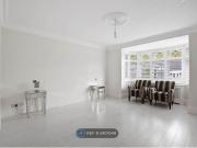 Elmscott Gardens, London N21, 5 bedroom detached house...