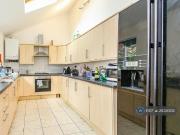 Elmsthorpe Avenue, Nottingham, NG7 6 bed semi detached...