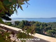 ELO MAGNIFIQUE VILLA AVEC JARDIN, PISCINE ET VUE MER