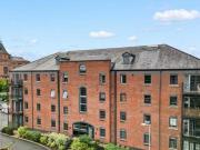 Elphins Drive, Beaumont Court, 2 Bedroom Flat