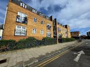 Eltham High Street, London SE9, 2 bed flat to rent,...