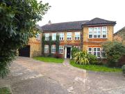 Eltham, London SE9, 5 bed detached house to rent, £5,000...