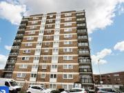 Elvet Avenue, Romford, 2 Bedroom Flat