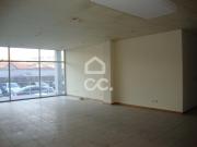 em centro comercial Selho São Jorge, Guimarães, São...