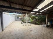 Locação Chalà com 2 quartos, 3 vagas de garagem, Uvaranas Locação Chalà com 2 quartos, 3 vagas de garagem, Uvaranas