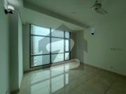 Emaar Pearl Tower 2 Bed Sea Facing Apartment Higher...