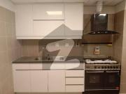 Emaar reef towers 2bed seafacing avaliable for rent