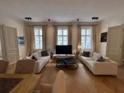 Embassy De luce: Elegantes City Apartment beim Stadtpark