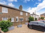 Emlyn Buildings, Eton, 3 Bedroom Terraced