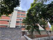 En Alquiler Apartamento en Colinas de los Ruices. Sucre...