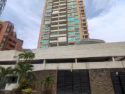 EN ALQUILER APTO URB. EL PARRAL