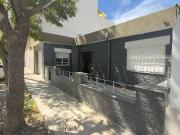 En Alquiler | Casa de 2 Dormitorios | Barrio Santa...