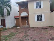 En alquiler casa de 4 dormitorios en urb.Valle Alto en...