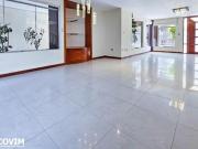 En Alquiler Casa en Cayma – Urb. Valle Escondido
