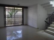 EN ALQUILER CASA ESQUINERA IDEAL PARA OFICINA 257 M2...