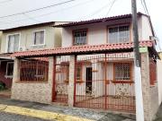 EN ALQUILER – CASA URB LOMA VISTA, VA DAULE