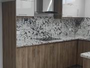 En alquiler departamento de 3 dormitorios en Kennedy,...