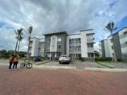 En alquiler departamento de 3 dormitorios en urb.La...