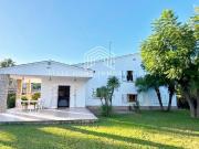 EN ALQUILER FANTÁSTICA VILLA CON JARDÍN EN LA ZONA DEL...