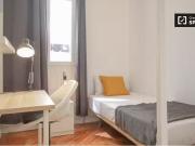 ¡Renta! Habitación amueblada en apartamento de 7...