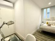 Bonito Habitación en Avenida de la Ciudad de Barcelona,...