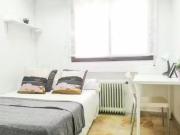 Único Habitación en Calle de Beatriz de Bobadilla,...
