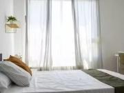 ¡Recién llegado! Habitación en Plaça de Sant Agustí,...