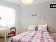 ¡En alquiler! Habitación soleada en un apartamento de 3...